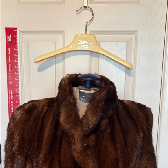 WOMENS Vintage Mink Coat. LeNobel Furs Brown Fur Coat - Picture 9 of 9